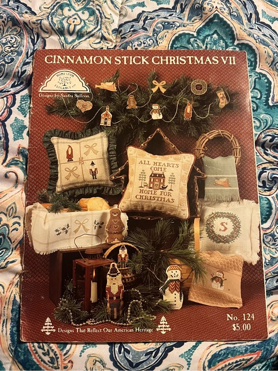 Homespun Elegance LTD Other - Holiday Pillow Pattern Collection - Brown